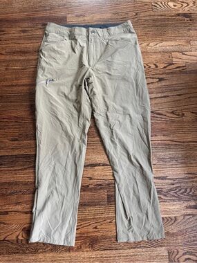 Patagonia Men's Khaki Hiking Pants